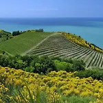 Casa Mare Vallugola Di Gabicce, Vallugola * Castel di Mezzo