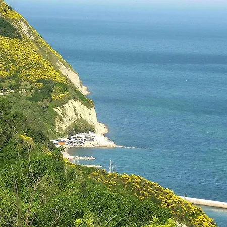 Casa Mare Vallugola Di Gabicce, Vallugola Daire