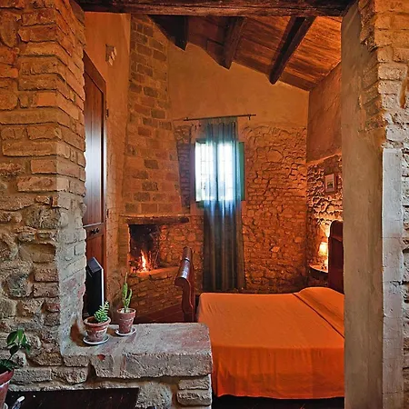 Casa Mare Vallugola Di Gabicce, Vallugola * Castel di Mezzo