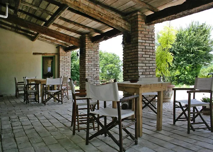 Casa Mare Vallugola Di Gabicce, Vallugola * Castel di Mezzo